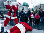 3/40  - Santa je pořád úchyl (2016) - FOTOGALERIE Z FILMU A NATÁČENÍ