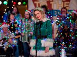 9/32  - Last Christmas (2019) - FOTOGALERIE Z FILMU