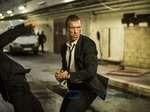 8/26  - Kurýr: Restart (2015) - FOTOGALERIE - FILM