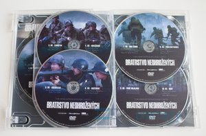 Bratrstvo neohrožených - kompletní seriál (5 DVD)