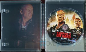 Smrtonosná past 5: Opět v akci (BLU-RAY) - STEELBOOK