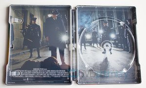 Pod rouškou noci (BLU-RAY) - STEELBOOK