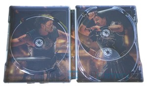 Gladiátor 2 (4K UHD + 2 BLU-RAY) 3 disky - STEELBOOK (BÍLÝ)